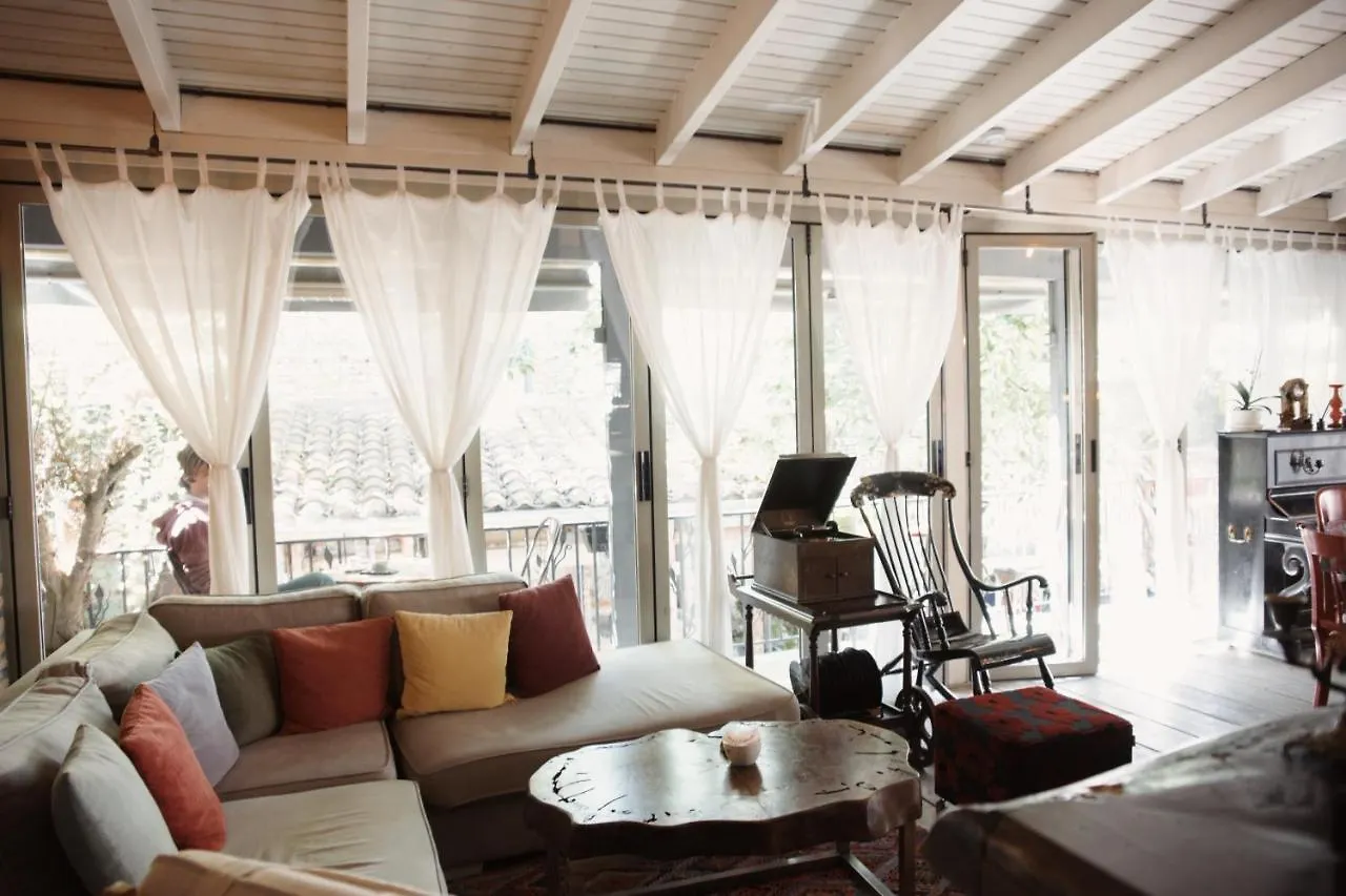 Meri Boutique Hotel Korce 0*,  Albania
